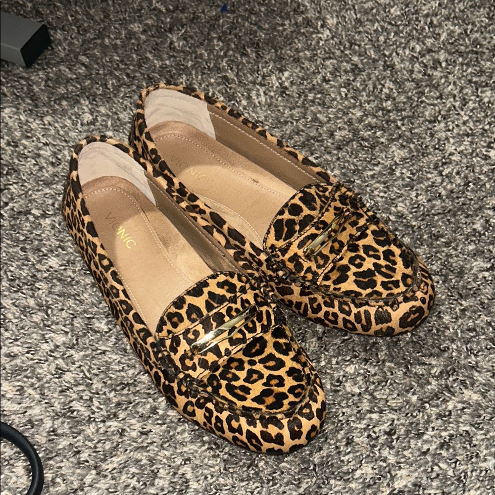 Vionic Women's Animal Print Ashby Moccasin Loafers 10